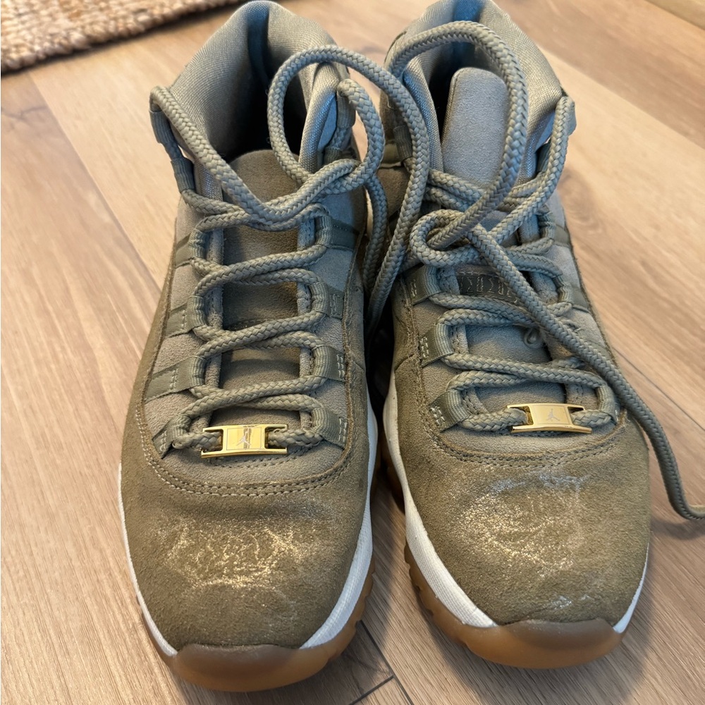 Jordan 11